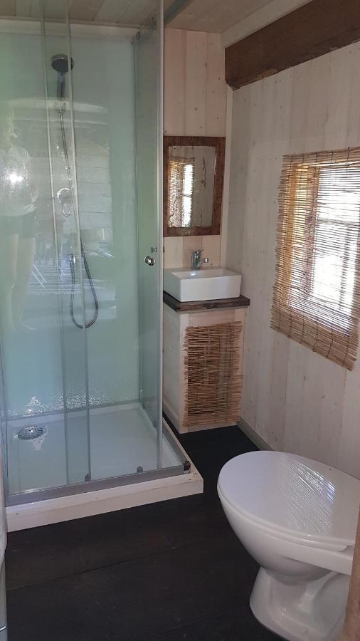 Ruhnu Bullers-Gita Talu Guest House Bagian luar foto